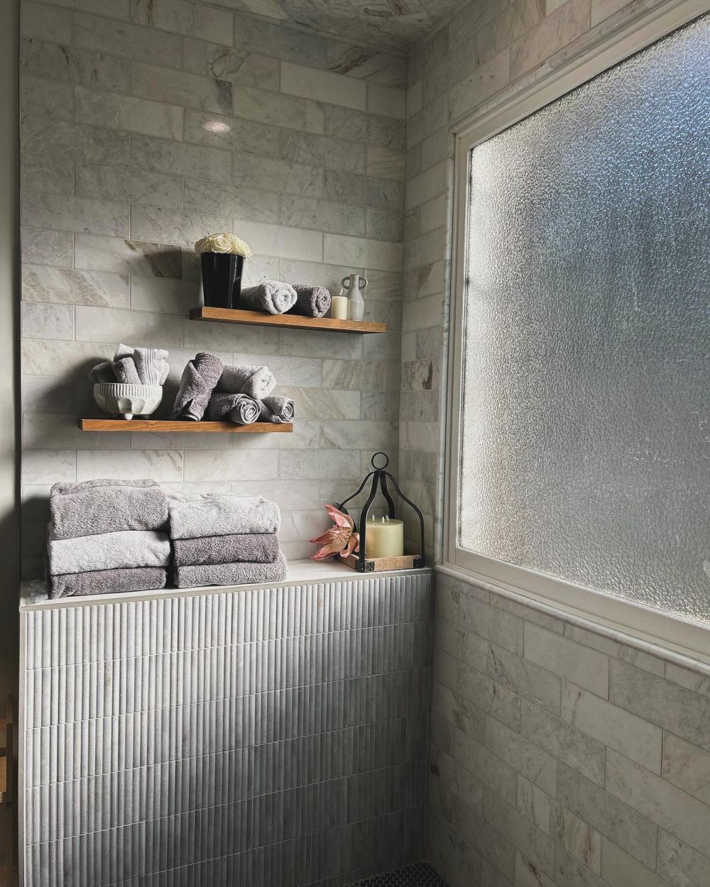 SX1256 Specular Glass Film Decorative Films, LLC.